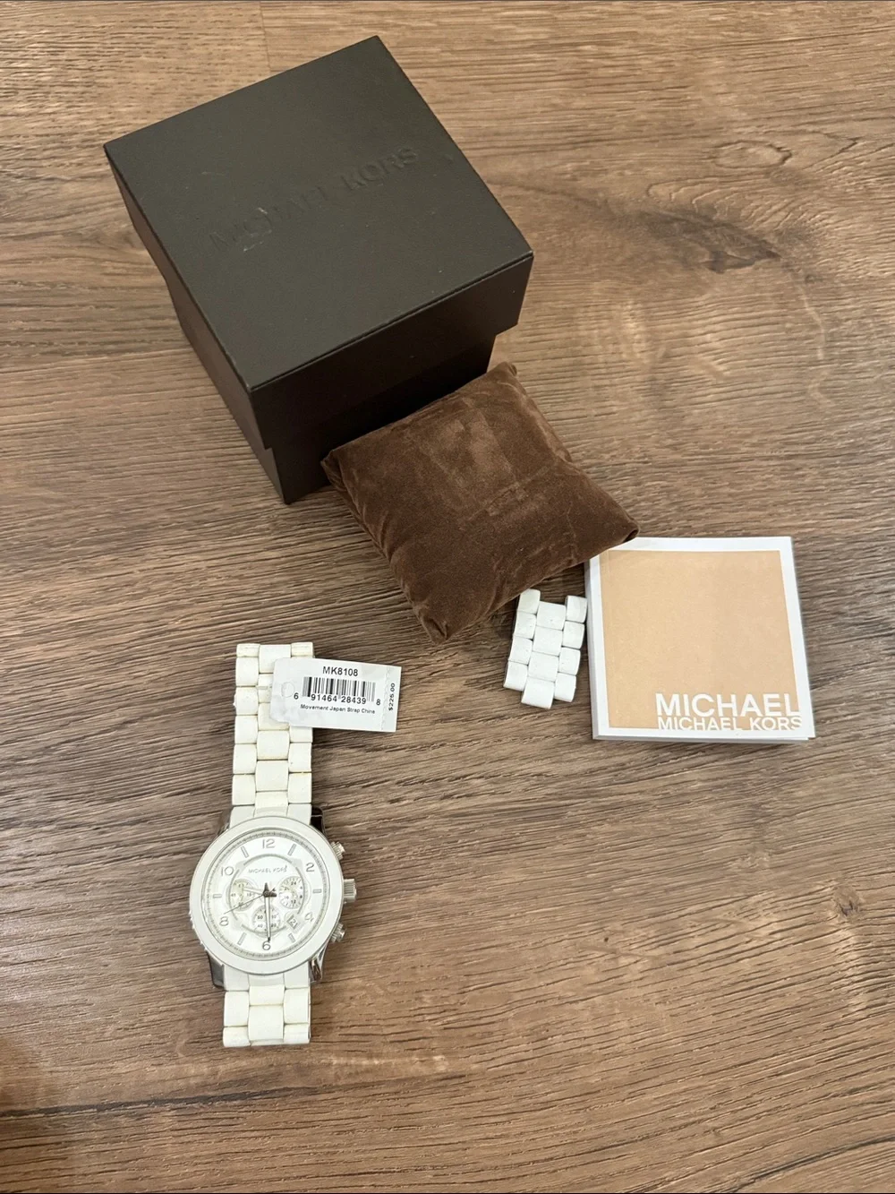Michael Kors White Ceramic Men's Chronograph Watch with Silver Dial Working